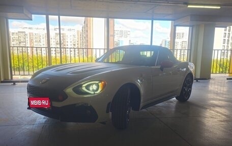 Fiat 124 Spider I, 2018 год, 2 750 000 рублей, 3 фотография