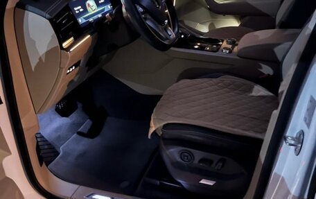 Volkswagen Touareg III, 2021 год, 8 200 000 рублей, 22 фотография