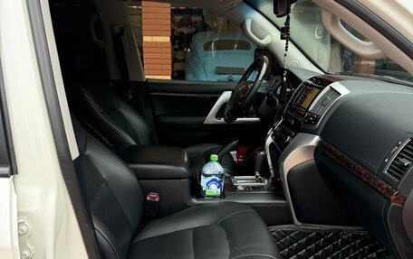 Toyota Land Cruiser 200, 2014 год, 3 900 000 рублей, 10 фотография