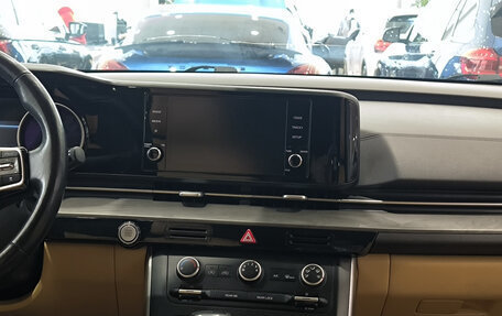 KIA Carnival, 2022 год, 3 650 000 рублей, 18 фотография