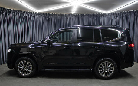 Toyota Land Cruiser, 2023 год, 13 998 000 рублей, 8 фотография