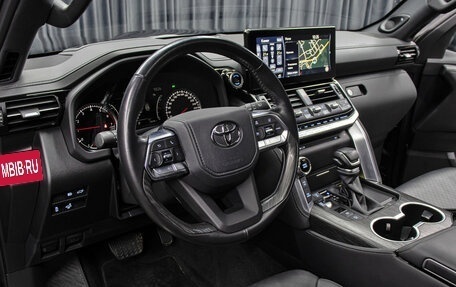 Toyota Land Cruiser, 2023 год, 13 998 000 рублей, 17 фотография