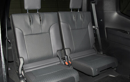 Toyota Land Cruiser, 2023 год, 13 998 000 рублей, 25 фотография