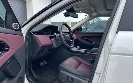 Land Rover Range Rover Evoque II, 2024 год, 5 850 000 рублей, 7 фотография