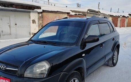 Hyundai Tucson III, 2008 год, 950 000 рублей, 3 фотография