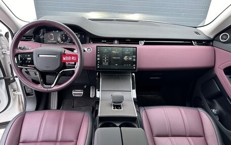 Land Rover Range Rover Evoque II, 2024 год, 5 850 000 рублей, 9 фотография