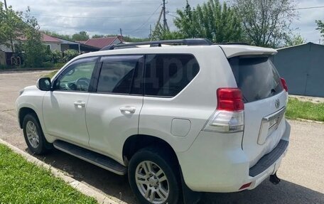 Toyota Land Cruiser Prado 150 рестайлинг 2, 2011 год, 2 200 000 рублей, 3 фотография