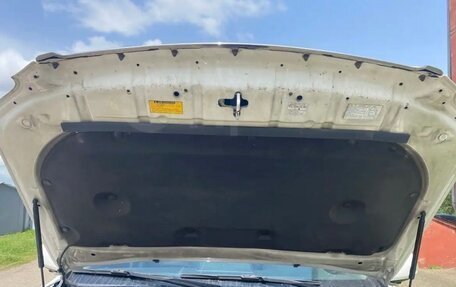 Toyota Land Cruiser Prado 150 рестайлинг 2, 2011 год, 2 200 000 рублей, 17 фотография