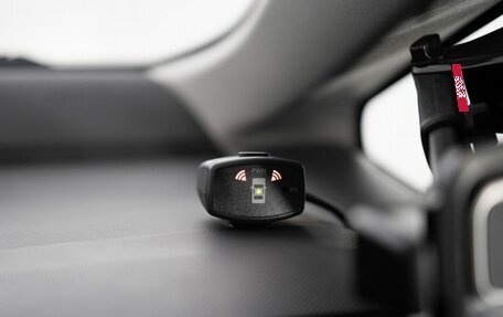 Toyota Wish II, 2011 год, 1 370 000 рублей, 14 фотография