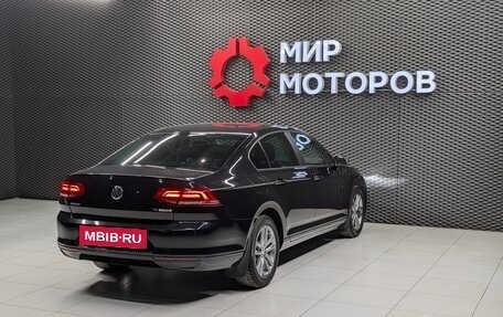 Volkswagen Passat B8 рестайлинг, 2016 год, 1 630 000 рублей, 5 фотография