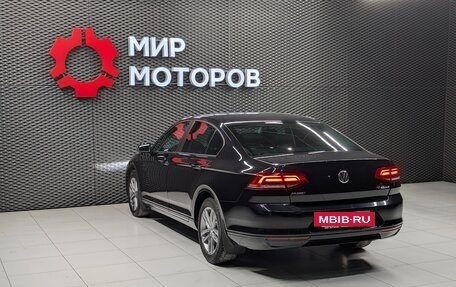 Volkswagen Passat B8 рестайлинг, 2016 год, 1 630 000 рублей, 8 фотография