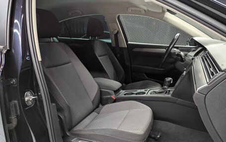 Volkswagen Passat B8 рестайлинг, 2016 год, 1 630 000 рублей, 20 фотография