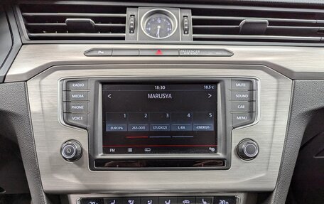 Volkswagen Passat B8 рестайлинг, 2016 год, 1 630 000 рублей, 24 фотография