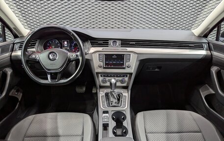 Volkswagen Passat B8 рестайлинг, 2016 год, 1 630 000 рублей, 21 фотография