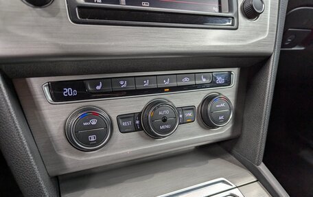 Volkswagen Passat B8 рестайлинг, 2016 год, 1 630 000 рублей, 27 фотография