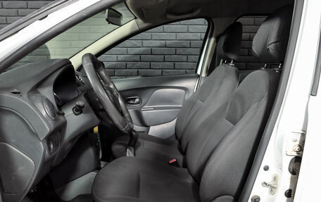 Renault Logan II, 2019 год, 500 000 рублей, 9 фотография