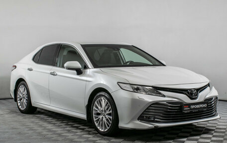 Toyota Camry, 2020 год, 3 200 000 рублей, 3 фотография
