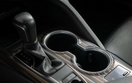 Toyota Camry, 2020 год, 3 200 000 рублей, 14 фотография