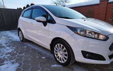 Ford Fiesta, 2015 год, 990 000 рублей, 2 фотография