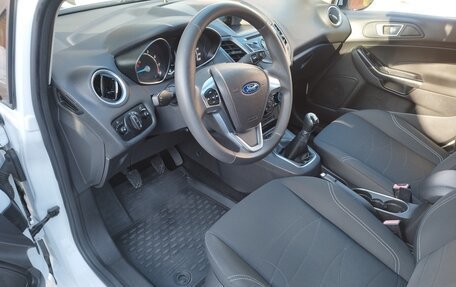 Ford Fiesta, 2015 год, 990 000 рублей, 7 фотография