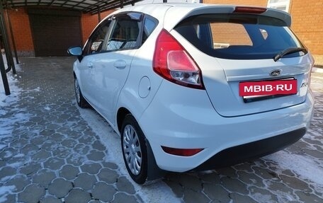 Ford Fiesta, 2015 год, 990 000 рублей, 5 фотография