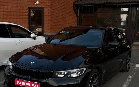 BMW 3 серия, 2021 год, 3 890 000 рублей, 1 фотография