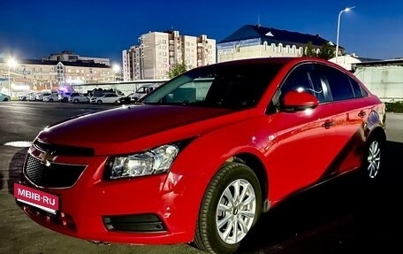 Chevrolet Cruze II, 2012 год, 990 000 рублей, 1 фотография