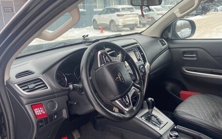 Mitsubishi L200 IV рестайлинг, 2019 год, 2 500 000 рублей, 1 фотография