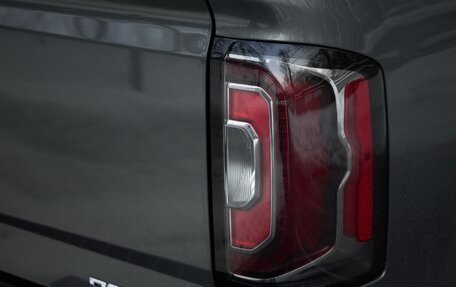 GMC Sierra, 2017 год, 5 000 000 рублей, 6 фотография