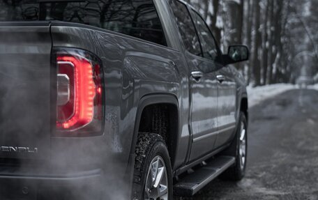 GMC Sierra, 2017 год, 5 000 000 рублей, 12 фотография