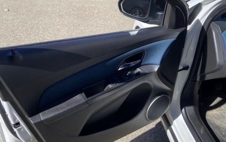 Chevrolet Cruze II, 2013 год, 870 000 рублей, 14 фотография