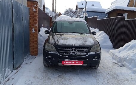 Mercedes-Benz M-Класс, 2005 год, 680 000 рублей, 2 фотография