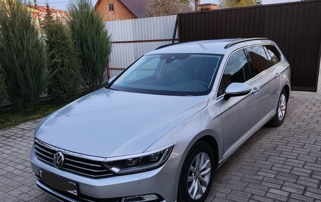 Volkswagen Passat B8 рестайлинг, 2019 год, 1 650 000 рублей, 2 фотография