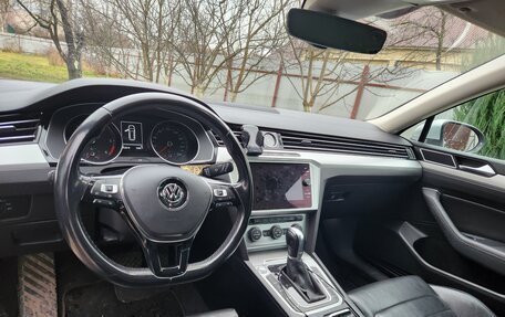 Volkswagen Passat B8 рестайлинг, 2019 год, 1 650 000 рублей, 9 фотография