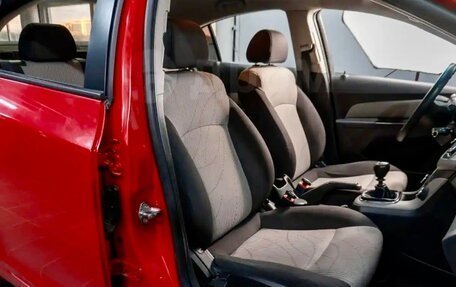 Chevrolet Cruze II, 2012 год, 990 000 рублей, 8 фотография