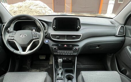 Hyundai Tucson III, 2019 год, 2 280 000 рублей, 2 фотография