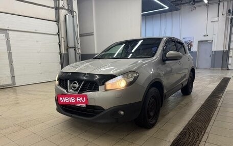 Nissan Qashqai, 2010 год, 950 000 рублей, 9 фотография
