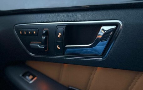 Mercedes-Benz E-Класс, 2011 год, 1 250 000 рублей, 5 фотография