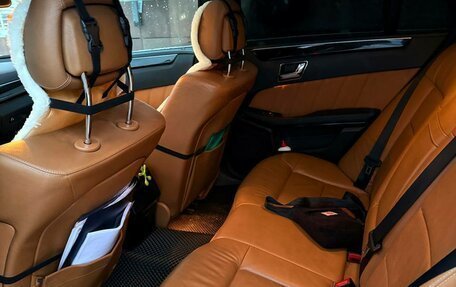 Mercedes-Benz E-Класс, 2011 год, 1 250 000 рублей, 6 фотография