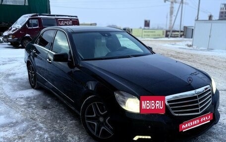 Mercedes-Benz E-Класс, 2011 год, 1 250 000 рублей, 9 фотография