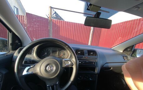 Volkswagen Polo VI (EU Market), 2011 год, 500 000 рублей, 12 фотография