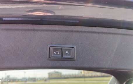 Audi A4, 2019 год, 2 349 000 рублей, 13 фотография