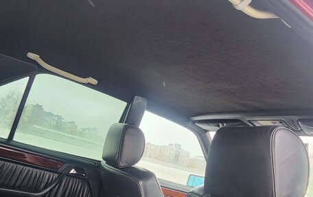 Mercedes-Benz E-Класс, 1993 год, 385 000 рублей, 3 фотография