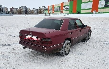 Mercedes-Benz E-Класс, 1993 год, 385 000 рублей, 11 фотография