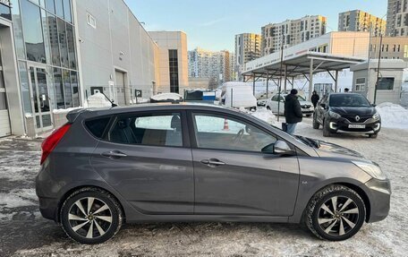 Hyundai Solaris II рестайлинг, 2013 год, 895 000 рублей, 10 фотография