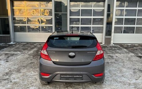 Hyundai Solaris II рестайлинг, 2013 год, 895 000 рублей, 7 фотография