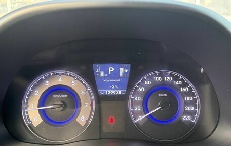 Hyundai Solaris II рестайлинг, 2013 год, 895 000 рублей, 15 фотография