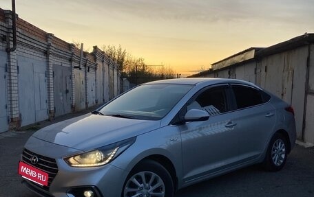 Hyundai Solaris II рестайлинг, 2018 год, 1 450 000 рублей, 4 фотография