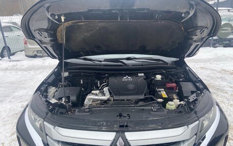 Mitsubishi L200 IV рестайлинг, 2019 год, 2 500 000 рублей, 2 фотография