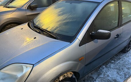 Ford Fiesta, 2005 год, 350 000 рублей, 2 фотография